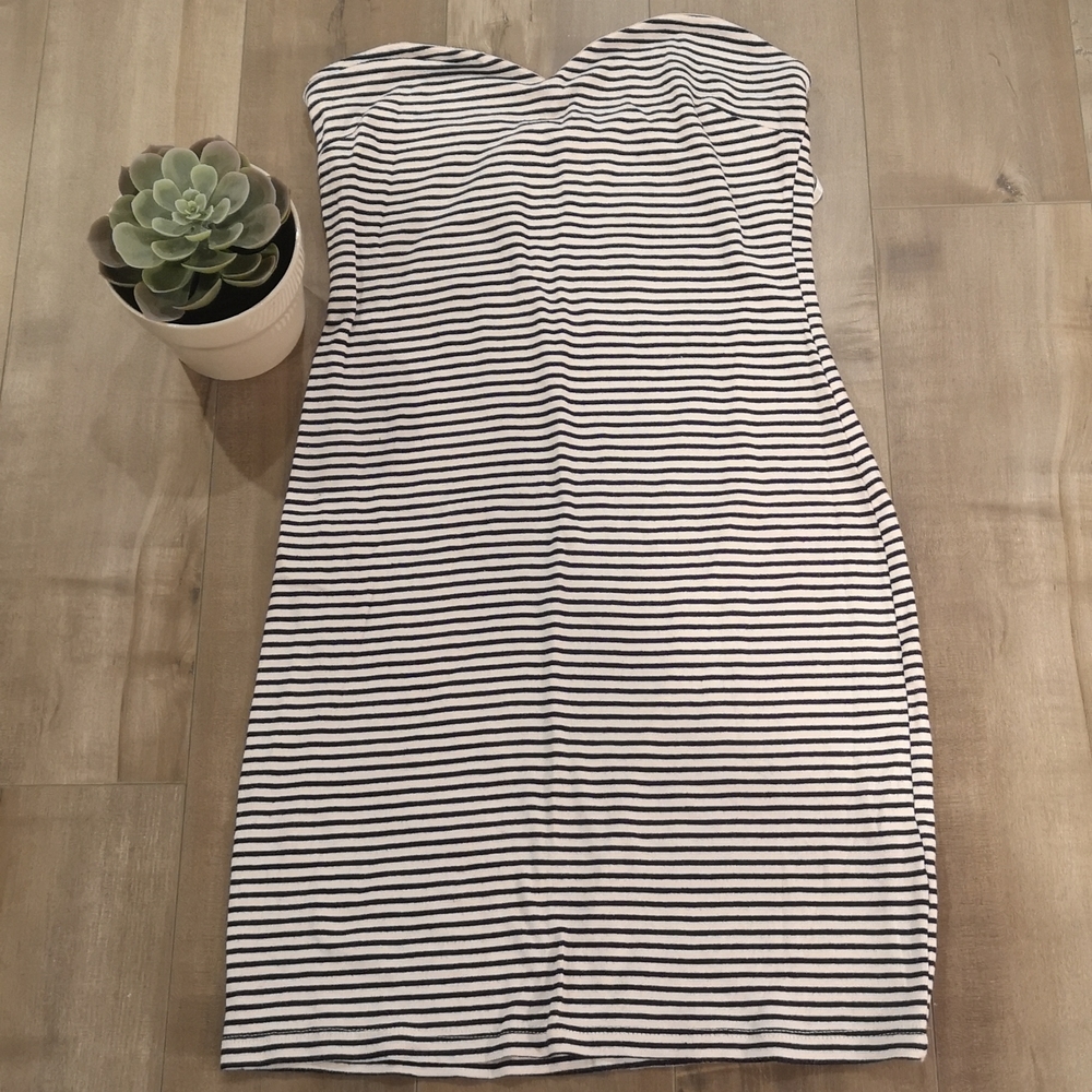 Coincidence & Chance Strapless Sweetheart Dress